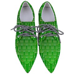 Green Triangles Pointed Oxford Shoes by JustToWear