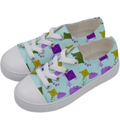 Kites Doodles Kids  Low Top Canvas Sneakers by maryglu34