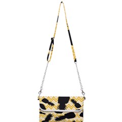 Ananas Chevrons Noir/jaune Mini Crossbody Handbag by kcreatif