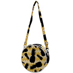 Ananas Chevrons Noir/jaune Crossbody Circle Bag by kcreatif