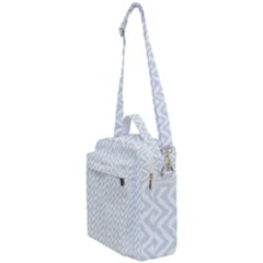 Chevrons Bleu Clair/blanc Crossbody Day Bag by kcreatif