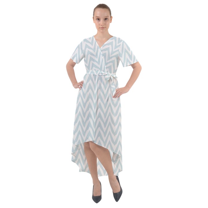 Chevrons Bleu clair/Blanc Front Wrap High Low Dress