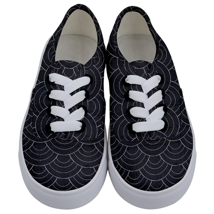 Black sashiko pattern Kids  Classic Low Top Sneakers