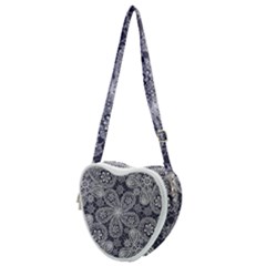 Flowers mandala ornament Heart Shoulder Bag