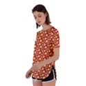 Curvy Geometric Pattern Perpetual Short Sleeve T-Shirt View2