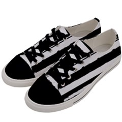 Bandes Abstrait Blanc/noir Men s Low Top Canvas Sneakers by kcreatif