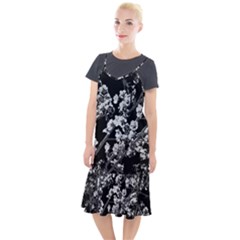 Fleurs De Cerisier Noir & Blanc Camis Fishtail Dress by kcreatif