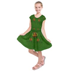 Lady Cartoon Love Her Tulips In Peace Kids  Short Sleeve Dress by pepitasart