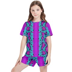 Snake Print Cbdoilprincess 4be14ba2-4032-43e6-a099-7f7e7f0d7362 Kids  Tee And Sports Shorts Set