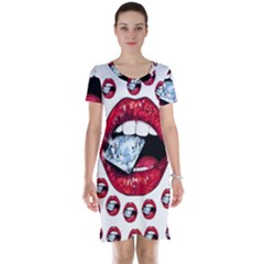 Lips Diamonds Cbdoilprincess  Df7357df-b45a-476d-b5b0-d19665f6de3f Short Sleeve Nightdress