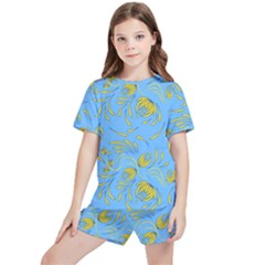 Folk Floral Pattern  Abstract Flowers Print  Seamless Pattern Kids  Tee And Sports Shorts Set by Eskimos