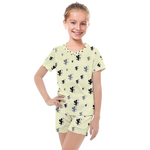 Pattern Cupido Kids  Mesh Tee And Shorts Set by JustToWear