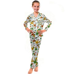 Leafs On White Kid s Satin Long Sleeve Pajamas Set