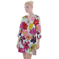 Flower Pattern Open Neck Shift Dress