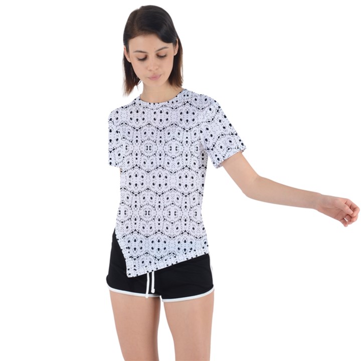 Modern Geometric Black And White Print Pattern Asymmetrical Short Sleeve Sports Tee