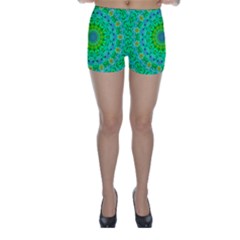 Greenspring Skinny Shorts by LW323