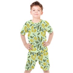 Folk Floral Pattern  Abstract Flowers Surface Design  Seamless Pattern Kids  Tee And Shorts Set by Eskimos