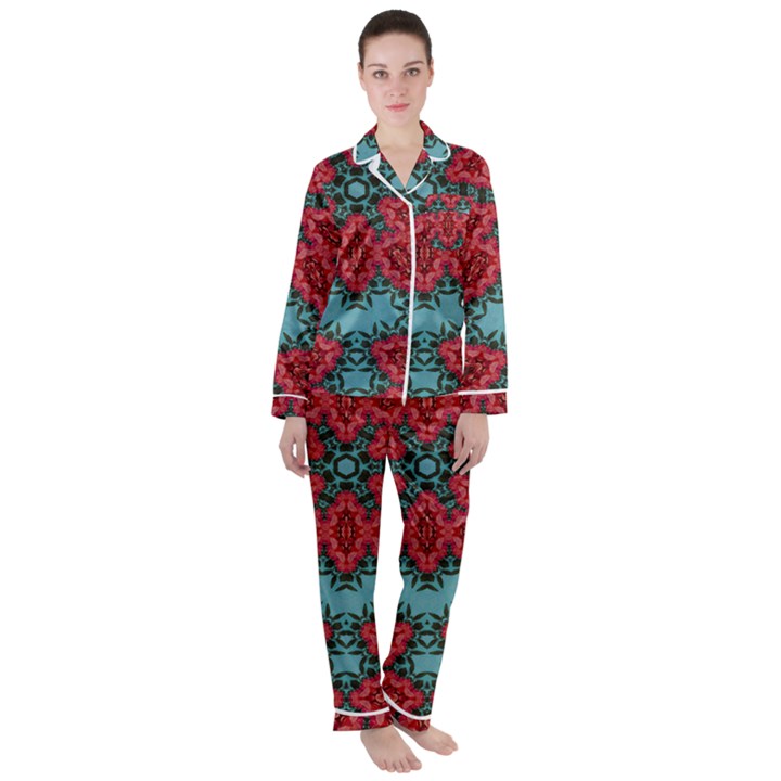 Holly Satin Long Sleeve Pajamas Set