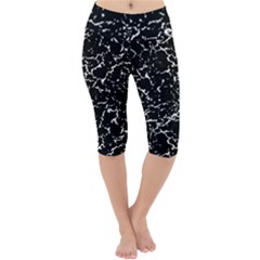 Black And White Grunge Abstract Print Lightweight Velour Cropped Yoga Leggings