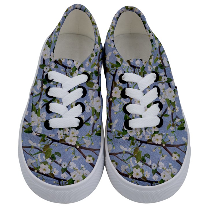 Pear Branch With Flowers Kids  Classic Low Top Sneakers