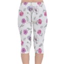 Flowers In One Line Velvet Capri Leggings  View2