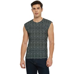 Iron Ornament Grid Pattern Men s Raglan Cap Sleeve Tee