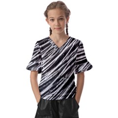 Galaxy Motion Black And White Print Kids  V-neck Horn Sleeve Blouse