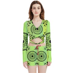 Green Grid Cute Flower Mandala Velvet Wrap Crop Top and Shorts Set