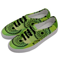 Green Grid Cute Flower Mandala Men s Classic Low Top Sneakers