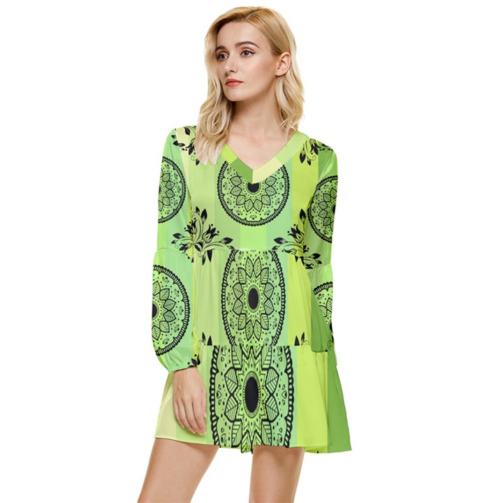 Green Grid Cute Flower Mandala Tiered Long Sleeve Mini Dress