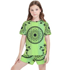 Green Grid Cute Flower Mandala Kids  Tee And Sports Shorts Set by Magicworlddreamarts1