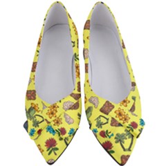 Tropical Island Tiki Parrots, Mask And Palm Trees Women s Bow Heels by DinzDas