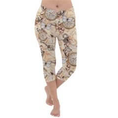 Clock Butterfly Pattern Lightweight Velour Capri Yoga Leggings