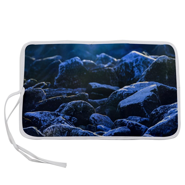 Big Rocks Illuminated By Sunlight Print Pen Storage Case (L)