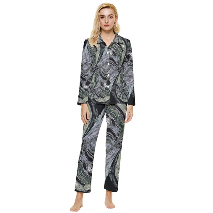 Insect Portrait Womens  Long Sleeve Pocket Pajamas Set