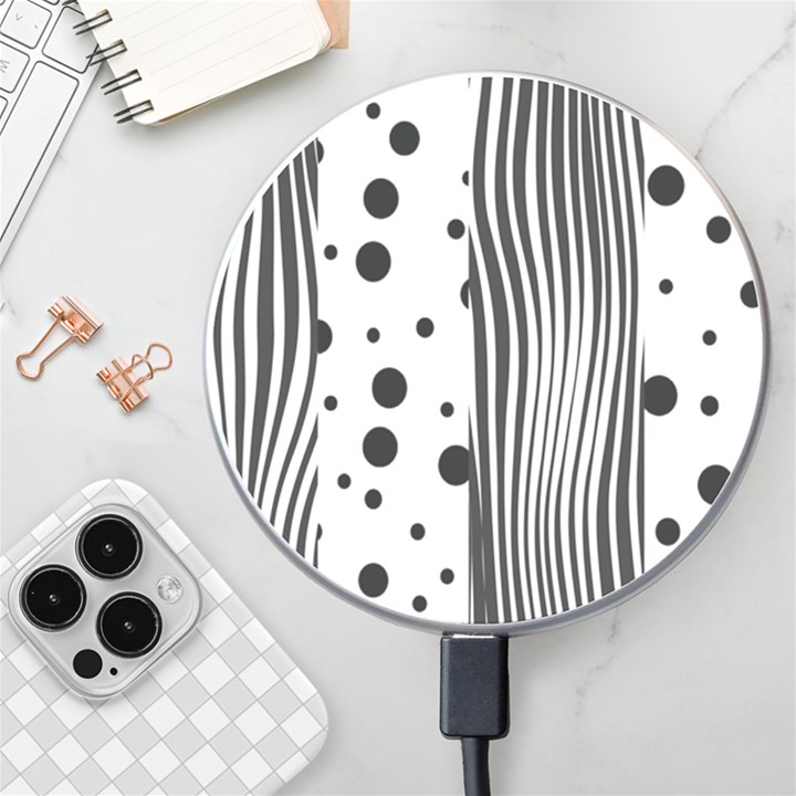 Stripes Black White Pattern Wireless Charger