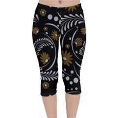 Folk Flowers Pattern Velvet Capri Leggings  by Eskimos