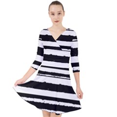 Bandes Abstrait Blanc/noir Quarter Sleeve Front Wrap Dress