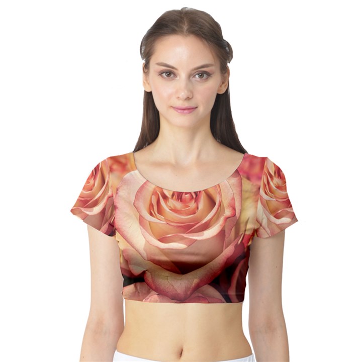 Roses-flowers-rose-bloom-petals Short Sleeve Crop Top