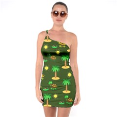 Turtle And Palm On Green Pattern One Soulder Bodycon Dress by Daria3107