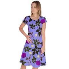 Purple Flower On Lilac Classic Short Sleeve Dress by Daria3107