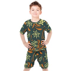 Folk Flowers Pattern Floral Surface Kids  Tee And Shorts Set by Eskimos