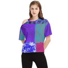 Patches One Shoulder Cut Out Tee