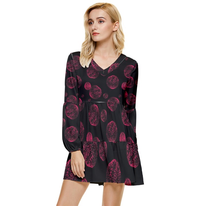 Red Sponge Prints On Black Background Tiered Long Sleeve Mini Dress