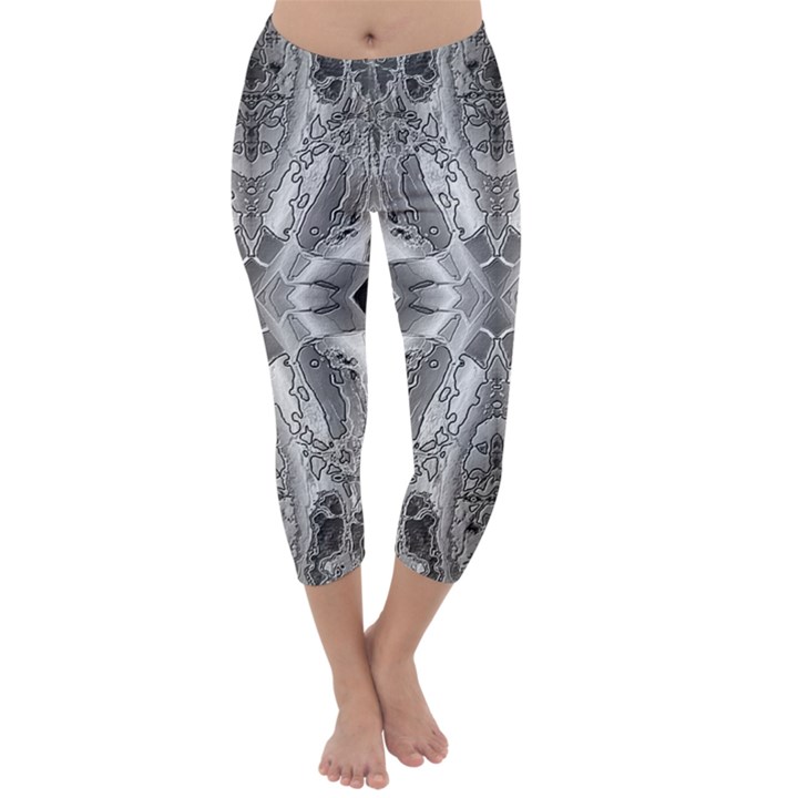 Compressed Carbon Capri Winter Leggings 