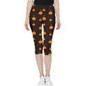 Halloween pumpkins pattern, witch hat Jack O  Lantern Inside Out Lightweight Velour Capri Leggings  View1