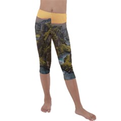 Landscape-cannon-river-mountain Kids  Lightweight Velour Capri Leggings 