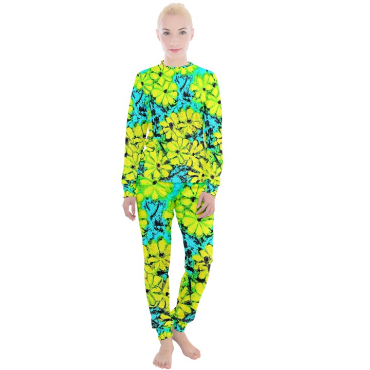 Chrysanthemums Women s Lounge Set