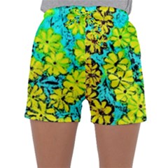 Chrysanthemums Sleepwear Shorts by Hostory