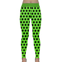 Metallic Mesh Screen-green Classic Yoga Leggings by impacteesstreetweareight